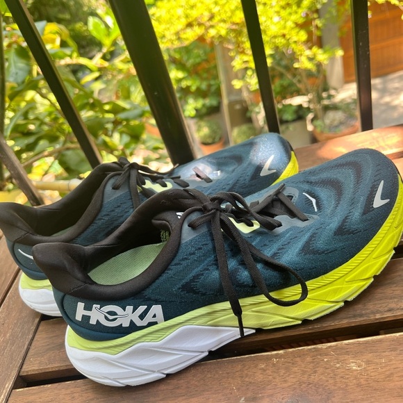 Hoka One One Arahi 6 Blue Graphite sneakers in size 10D - Picture 1 of 13
